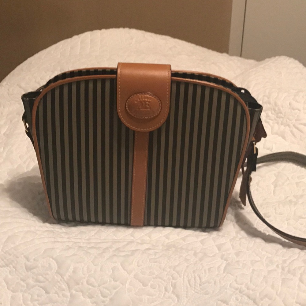 Allan Edward Crossbody Purse